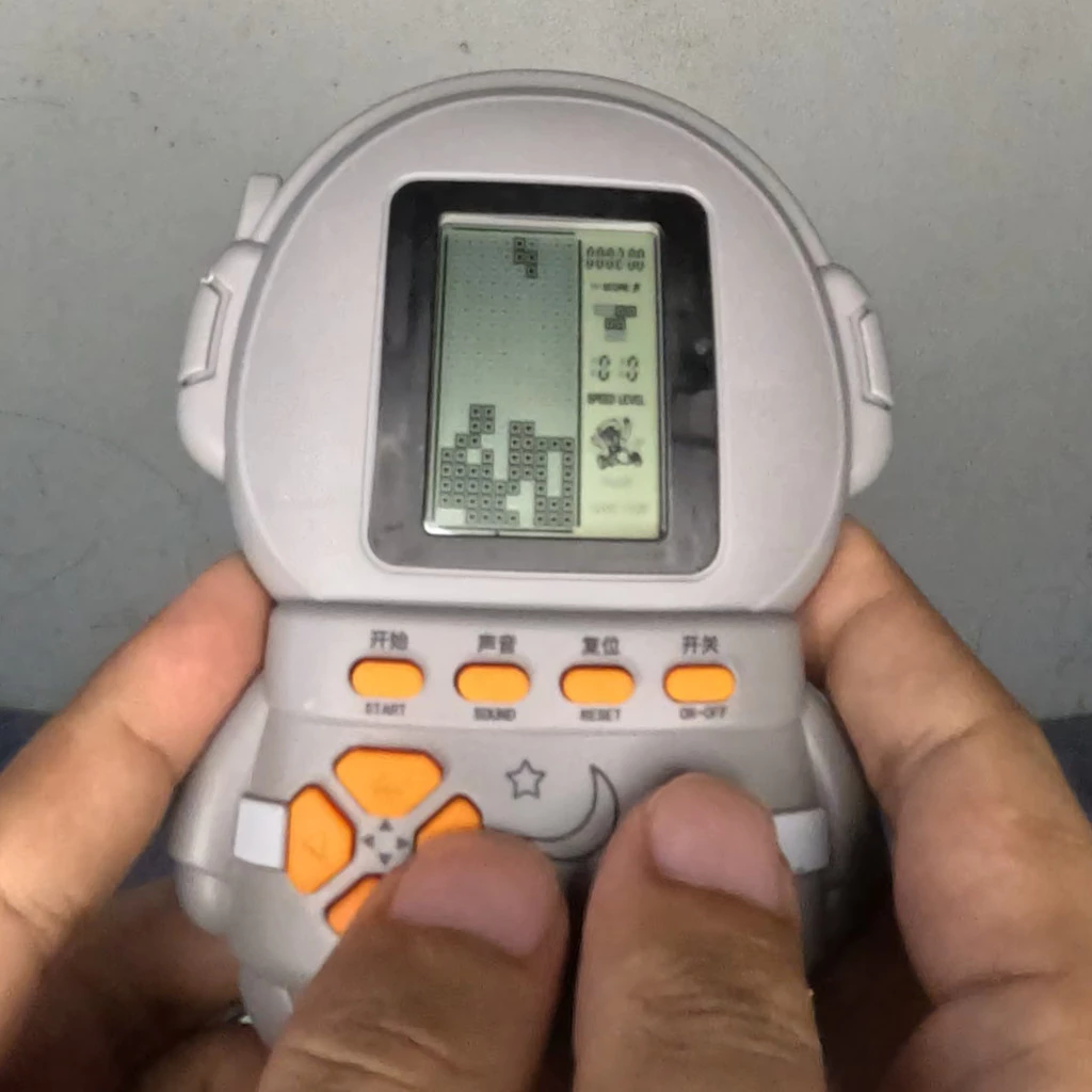 Máy điện tử cầm tay - Ảnh 3