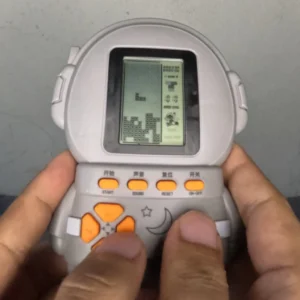 Máy điện tử cầm tay